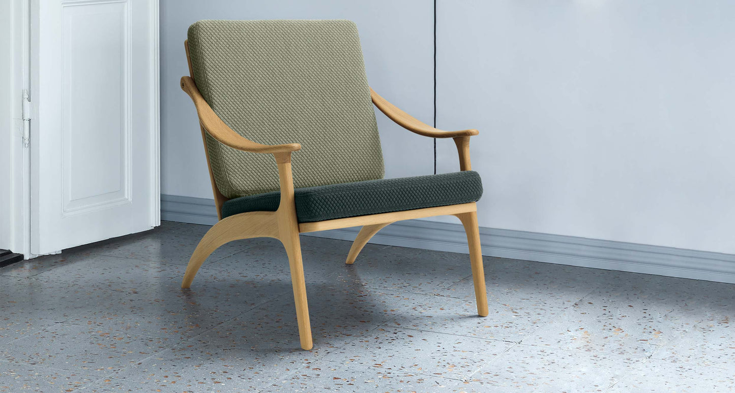 Lean Back Oak